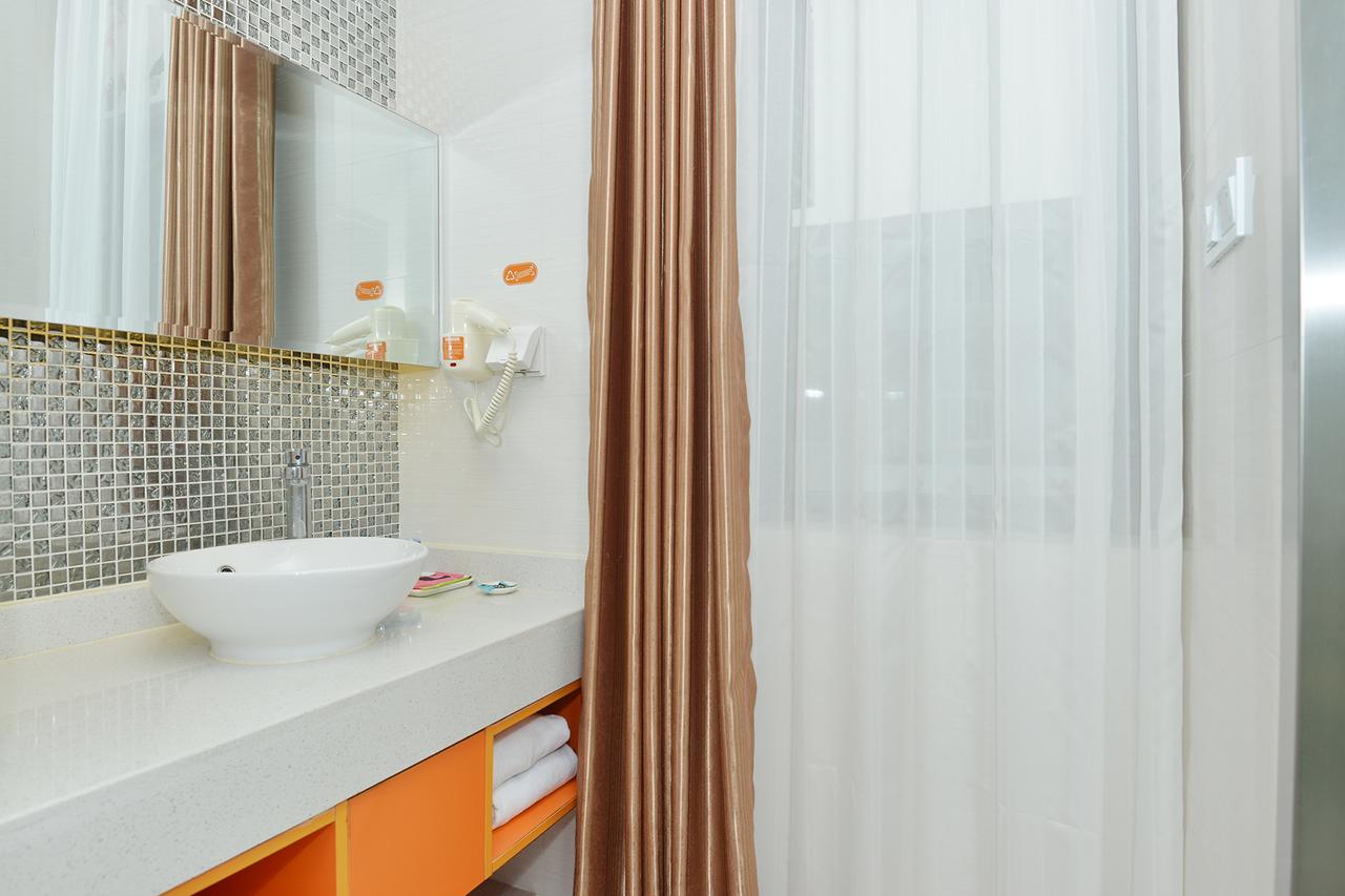 Lijing Selected Hotel Shanghai Extérieur photo